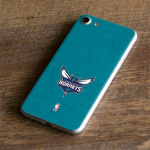 NBA Charlotte Hornets Distressed iPhone 7 Skin