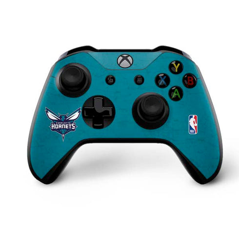 NBA Charlotte Hornets Distressed Xbox One X Bundle Skin