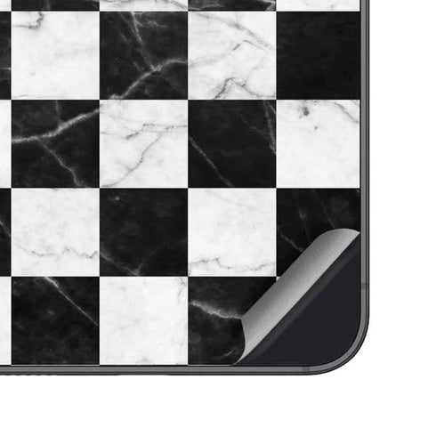 Checkered Marble Galaxy S25 Skin