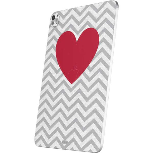 Chevron Heart iPad Pro 13in M4 (2024) Skin