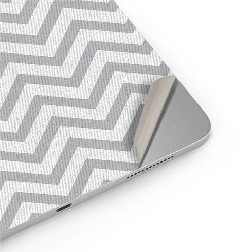 Chevron Heart iPad Pro 13in M4 (2024) Skin