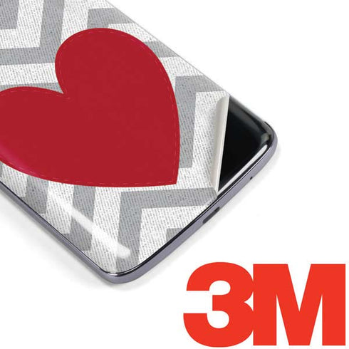 Chevron Heart Moto E5 Plus Skin