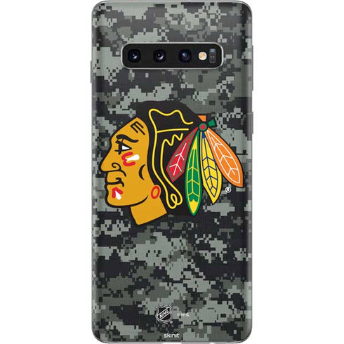 NHL Chicago Blackhawks Camo Galaxy S10 Skin