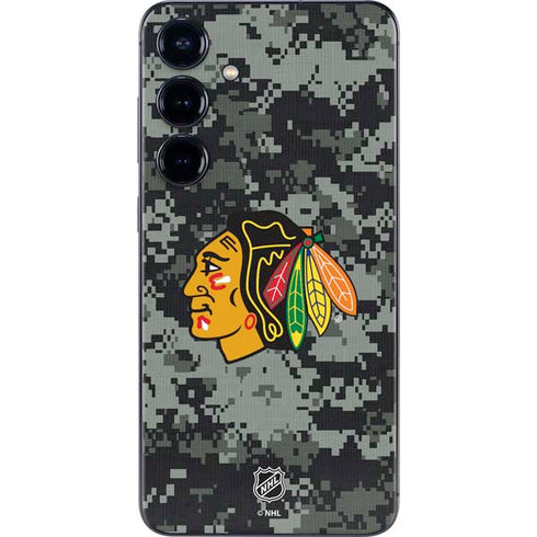 NHL Chicago Blackhawks Camo Galaxy S25 Plus Skin