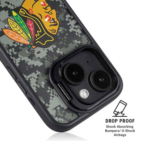 NHL Chicago Blackhawks Camo iPhone 13 Kickstand Case