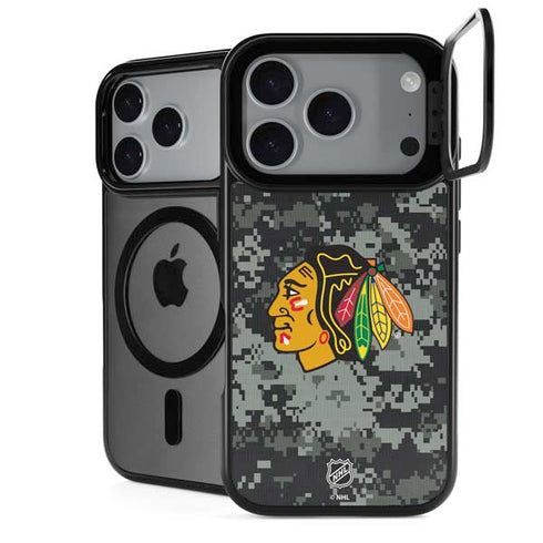 NHL Chicago Blackhawks Camo iPhone 18 Pro Kickstand Case