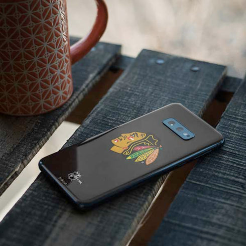 NHL Chicago Blackhawks Distressed Galaxy S10e Skin