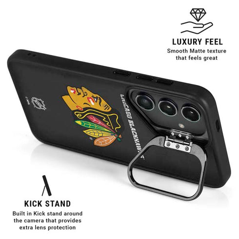 NHL Chicago Blackhawks Distressed Galaxy S25 Kickstand Case