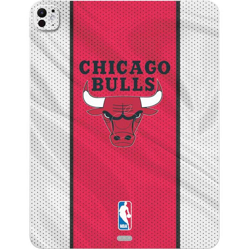 NBA Chicago Bulls Away Jersey iPad Pro 13in M4 (2024) Skin