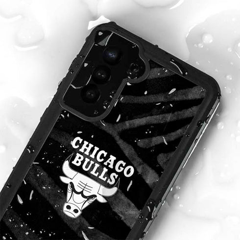 NBA Chicago Bulls Black Animal Print Galaxy S24 Plus Waterproof Case