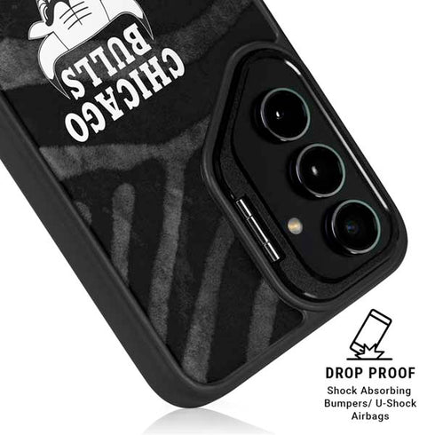 NBA Chicago Bulls Black Animal Print Galaxy S25 Ultra Kickstand Case
