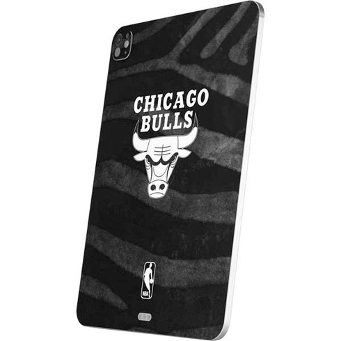 NBA Chicago Bulls Black Animal Print iPad Pro 13in M4 (2024) Skin