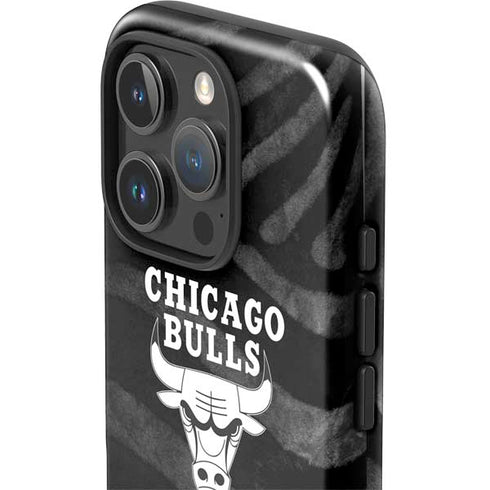 NBA Chicago Bulls Black Animal Print iPhone 16 Pro Impact Case