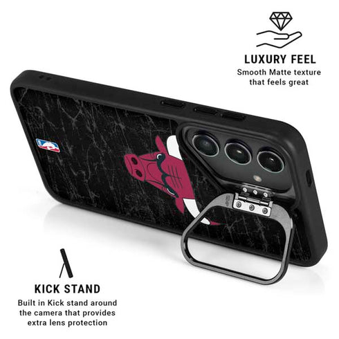 NBA Chicago Bulls Black Distressed Galaxy S25 Plus Kickstand Case