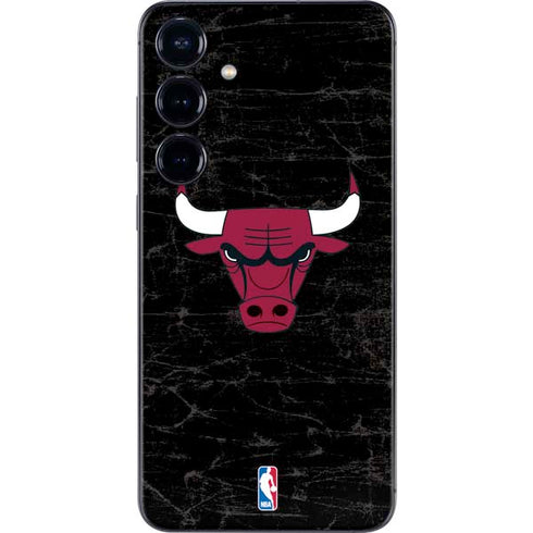 NBA Chicago Bulls Black Distressed Galaxy S25 Skin