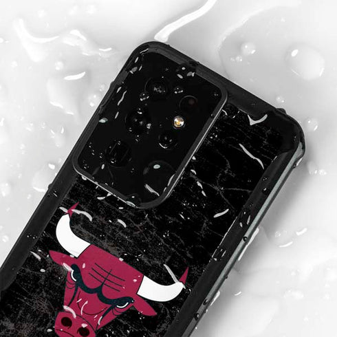 NBA Chicago Bulls Black Distressed Galaxy S24 Ultra Waterproof Case