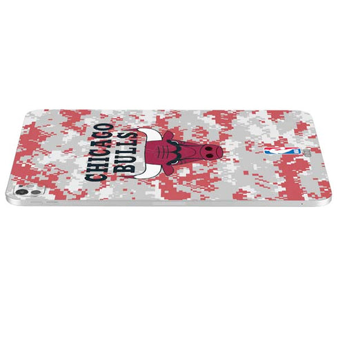 NBA Chicago Bulls Digi Camo iPad Pro 13in M4 (2024) Skin