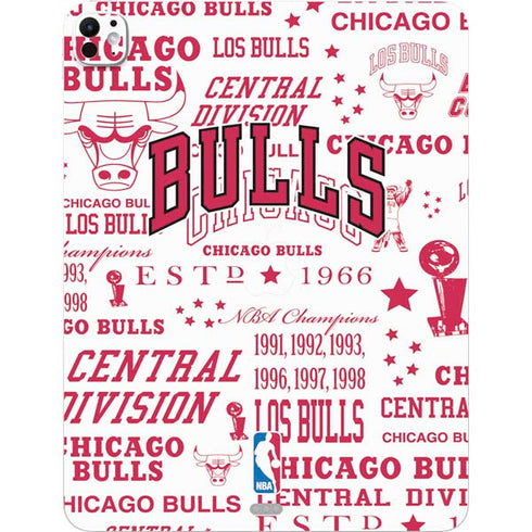 NBA Chicago Bulls Historic Blast iPad Pro 13in M4 (2024) Skin