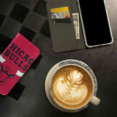 NBA Chicago Bulls Large Logo iPhone 15 Pro Max Folio Case