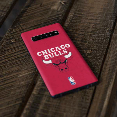 NBA Chicago Bulls Red Distressed Galaxy S10 Skin