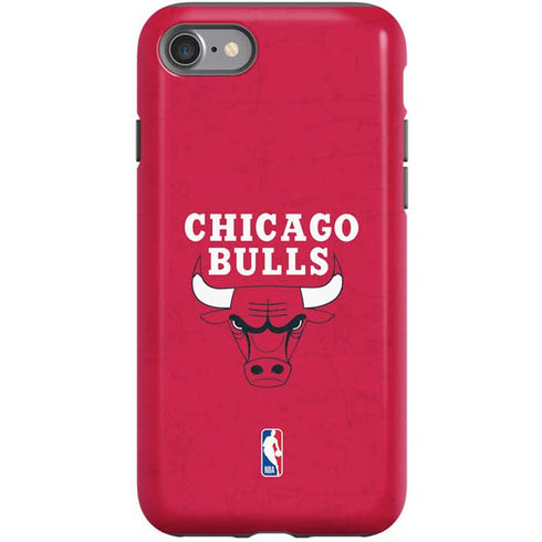 NBA Chicago Bulls Red Distressed iPhone SE (2nd & 3rd Gen) Pro Case
