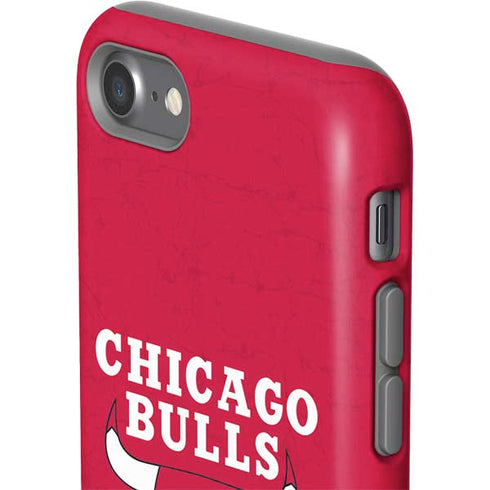 NBA Chicago Bulls Red Distressed iPhone SE (2nd & 3rd Gen) Pro Case