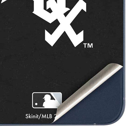 MLB Chicago White Sox - Solid Distressed Galaxy A35 5G Skin