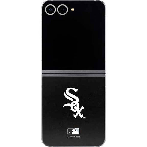 MLB Chicago White Sox - Solid Distressed Galaxy Z Flip6 Skin