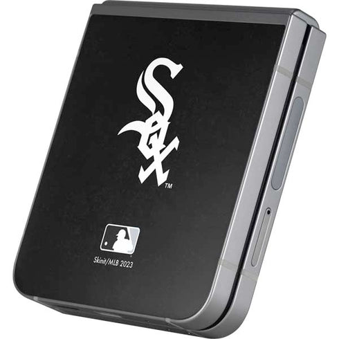 MLB Chicago White Sox - Solid Distressed Galaxy Z Flip6 Skin