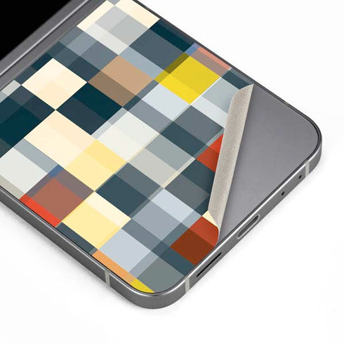 Chromatic 09 Galaxy Z Flip6 Skin