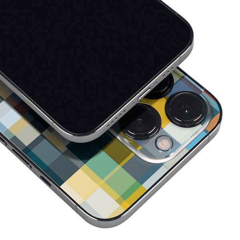 Chromatic 09 iPhone 16 Pro Max Skin