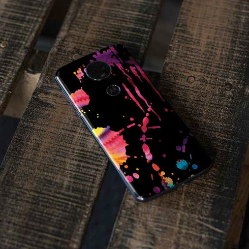Chromatic Splatter Black Moto E5 Plus Skin