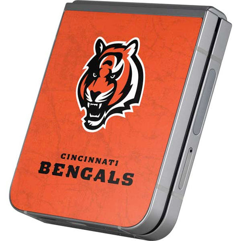 NFL Cincinnati Bengals - Alternate Distressed Galaxy Z Flip6 Skin