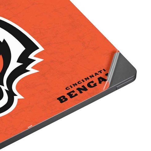 NFL Cincinnati Bengals - Alternate Distressed Surface Laptop 7 13.8in Skin