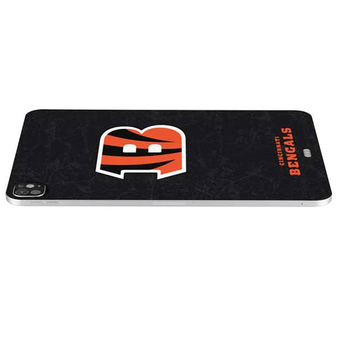 NFL Cincinnati Bengals - Distressed iPad Pro 13in M4 (2024) Skin