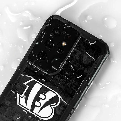 NFL Cincinnati Bengals Black & White Galaxy S24 Ultra Waterproof Case