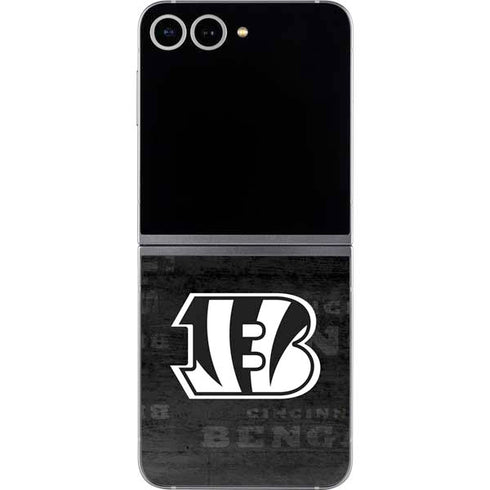 NFL Cincinnati Bengals Black & White Galaxy Z Flip6 Skin
