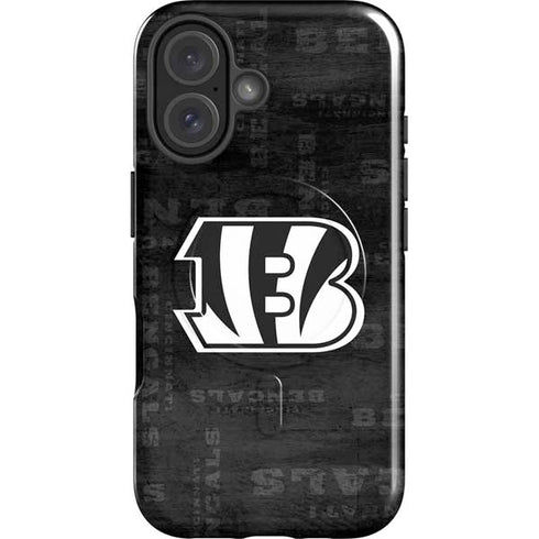 NFL Cincinnati Bengals Black & White iPhone 16 Magsafe Impact Case