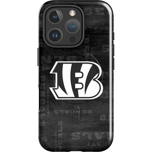 NFL Cincinnati Bengals Black & White iPhone 16 Pro Magsafe Impact Case