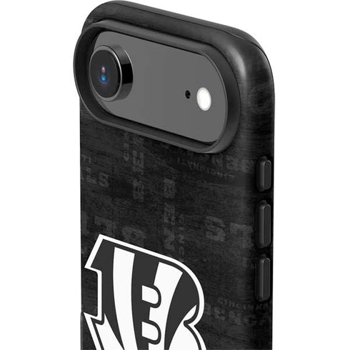 NFL Cincinnati Bengals Black & White iPhone 17 Air Impact Case
