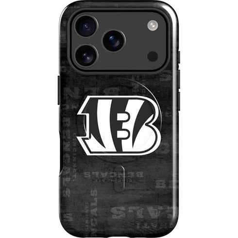 NFL Cincinnati Bengals Black & White iPhone 17 Pro Magsafe Impact Case