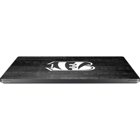NFL Cincinnati Bengals Black & White Surface Laptop 7 15in Skin