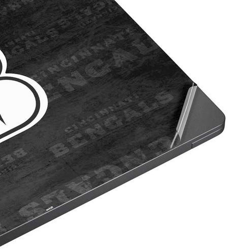 NFL Cincinnati Bengals Black & White Surface Laptop 7 15in Skin