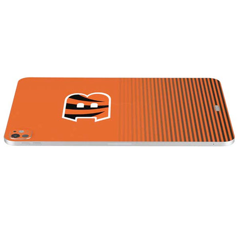 NFL Cincinnati Bengals Breakaway iPad Pro 13in M4 (2024) Skin