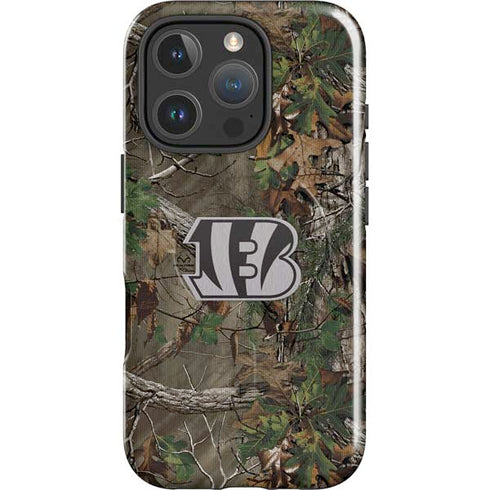 NFL Cincinnati Bengals Realtree Xtra Green Camo iPhone 16 Pro Magsafe Impact Case