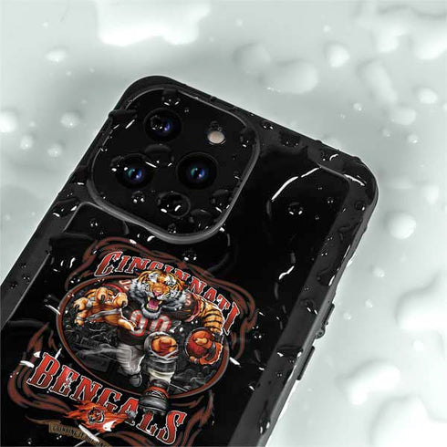 Liquid Blue NFL Cincinnati Bengals Running Back iPhone 15 Pro Waterproof Case