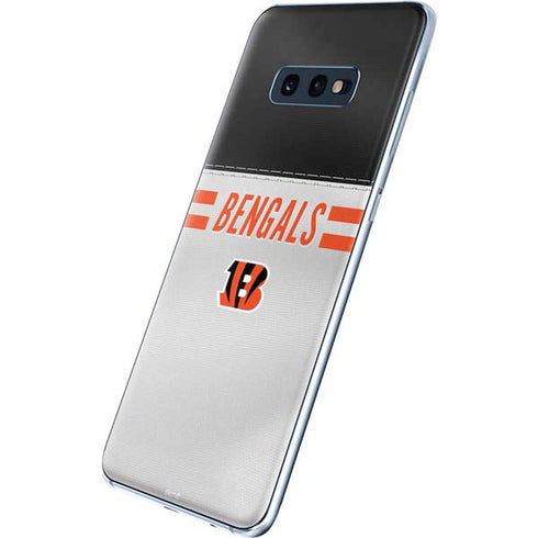 NFL Cincinnati Bengals White Striped Galaxy S10e Skin