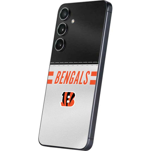 NFL Cincinnati Bengals White Striped Galaxy S25 Skin