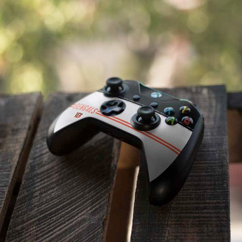 NFL Cincinnati Bengals White Striped Xbox One X Controller Skin