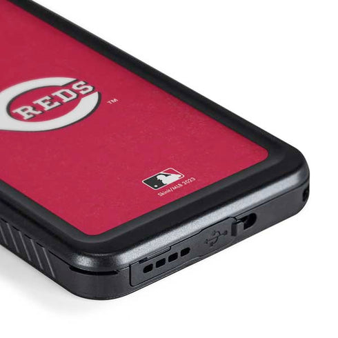 MLB Cincinnati Reds - Solid Distressed Galaxy S24 Waterproof Case